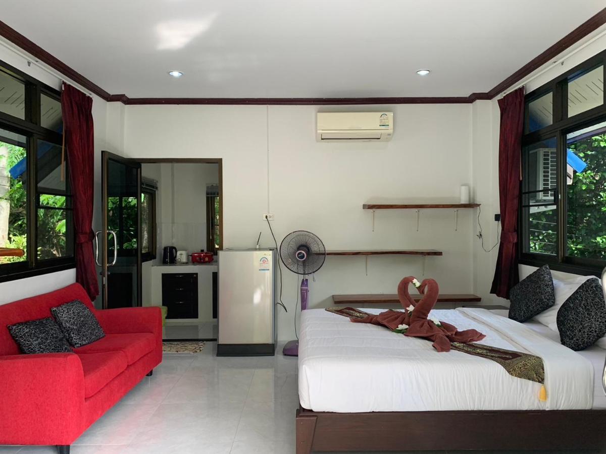 Koh Jum Ville Resort Extérieur photo